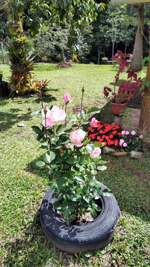 Chale Vale Das Flores - Visconde De Maua Rj Exteriör bild